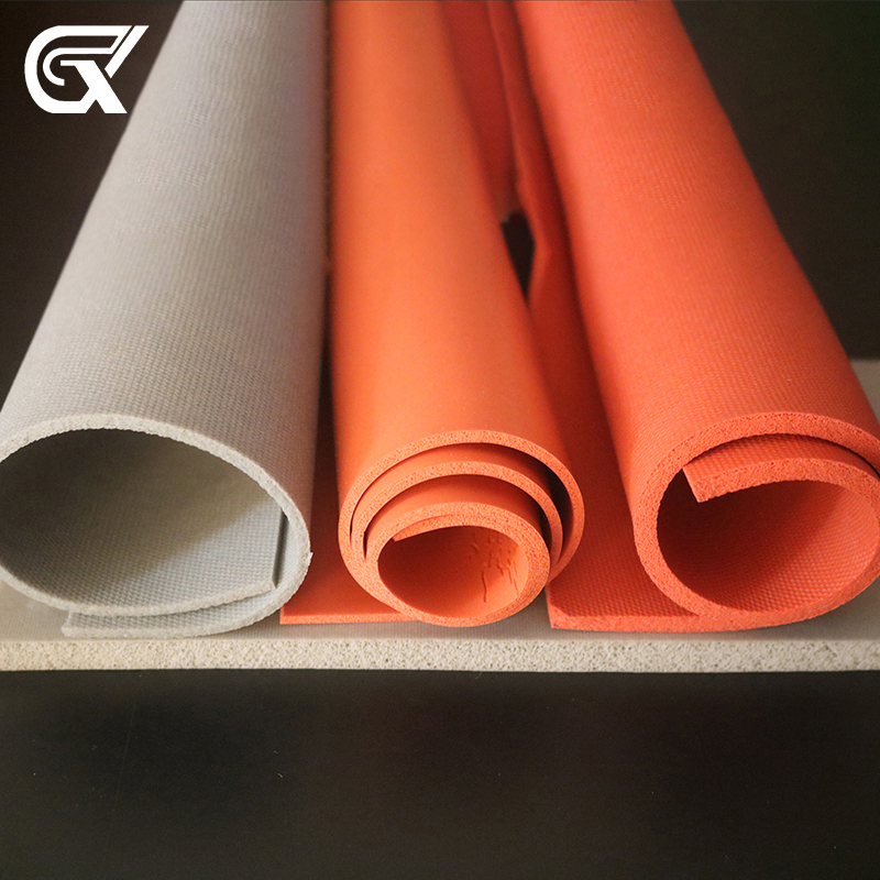 Extruded silicone tubing/strip